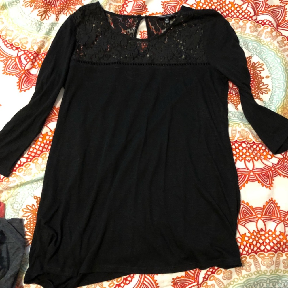 Tee with lace detailing